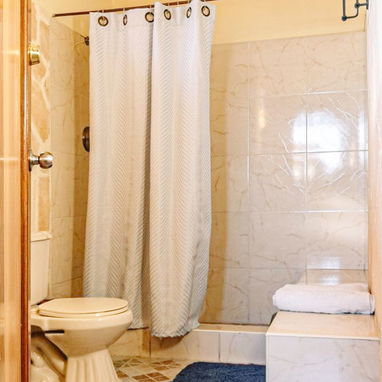 🏠Casa De Renta En Santa Fé. 🌊 Tiene vista y acceso directo al mar.📱 Reservas : +5355149761 - 8/10