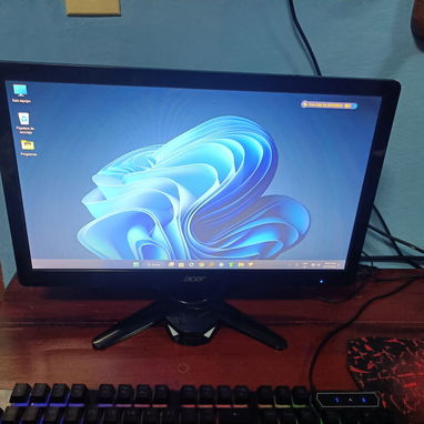 Vendo Pantalla, mouse gaming y fan con disipador!! - Img 122443968