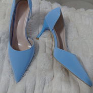Se vende tacones celestes #39 y medio - Img 57728422