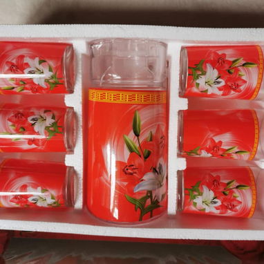 Jarra con vasos decoradas con flores - Img 122183215