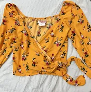 Venta de ropa en buen estado - Img 50528200