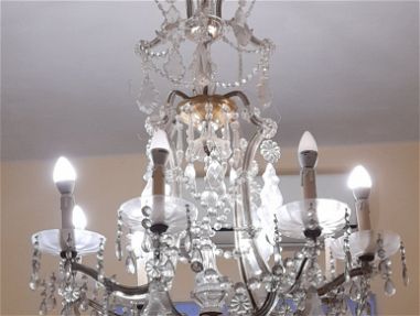 Hermosa, grande y fina lámpara muy antigua de cristal checo - Img main-image