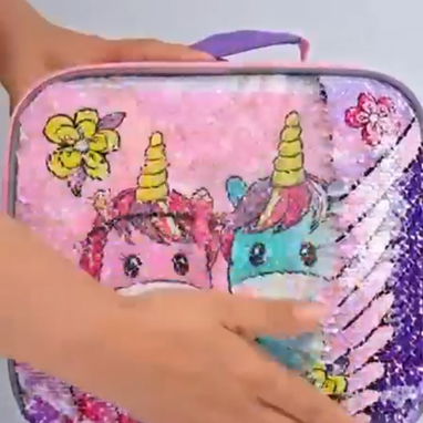 🦄🎒SET DE MOCHILA DE RUEDITAS✨DISEÑO DE UNICORNIO DE LENTEJUELAS MÁGICAS 🎁RECIBE POMO DE REGALO🇺🇲ALTA GAMA - 6/8