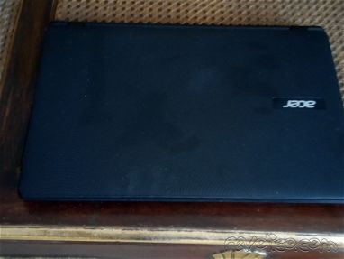 Se vende Laptop Acer poco uso - Img main-image