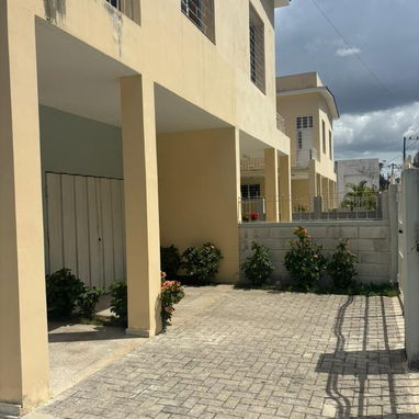 🏡 Casa Moderna en Venta | Plaza de la Revolución | La Habana – La Pera (32) - 6/10