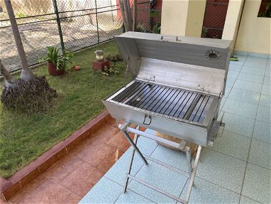 Horno portátil  Si desea un horno parrillada versátil tanto en el uso del hogar como fuera, en piscinas, playas u otros - Img 66505998
