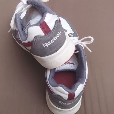 Tenis Reebok originales de uso en buen estado, 3000cup súper precio 😳 - 2/3