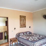 RENTA hostal de 3 habitaciones en GUARDALAVACA, HOLGUÍN con Qba Hostin 360 - Img 56684123