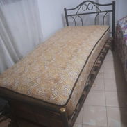 Cama personal y colchón de muy poco uso - Img 54845242