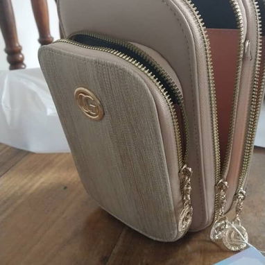 Porta celular. Bellos diseños, prácticos y fácil de llevar. Aproveche esta oportunidad, de lucir moderna. Tres compartim - 2/3