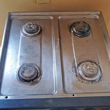 Se vende cocina con horno de gas  y cocina de 4 fogones - Img 123055902