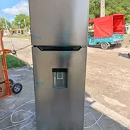 *Refrigerador EKO 9.5 pies* - Congelación seca - 1 mes de garantía - Img 56143233