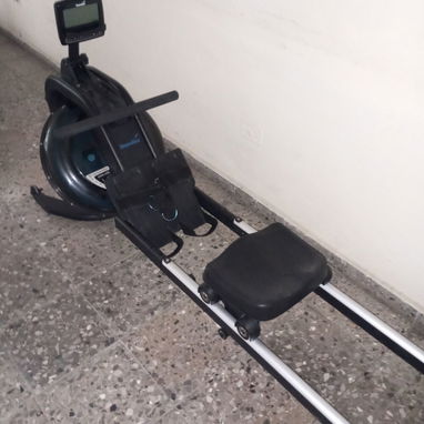 Remo de agua profesional Alemán para ejercicios en casa a otro nivel - Img 124773075