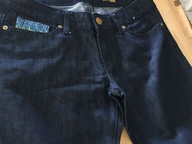 Jeans de mujer nuevos , baratos - Img 63025838