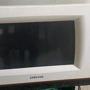 microwave samsung de uso sin detalles-60 USD - Img 56371471