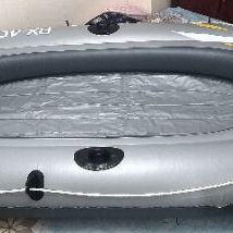 Gran oferta!!!!! Bote inflable con remos - Img 121925396