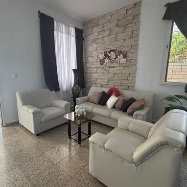 🏡 Casa Moderna en Venta | Plaza de la Revolución | La Habana – La Pera (32) - 7/10