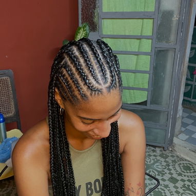 Agenda tu cita para unas Trenzas bien perronas. 55654305 - Img 123570945