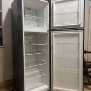 Refrigerador Premier 8.7 pies (246L) Negro Inoxidable - Sin Escarcha - Vedado - Img 57596685