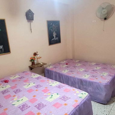Venta de casa centro histórico Habana vieja - 4/10
