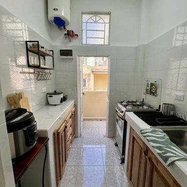 Apartamento en El Vedado muy céntrico , especial para estudiantes de medicina - Img 118095447