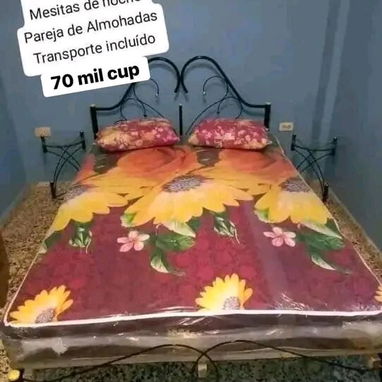 Camas , colchones y juegos de comedor - Img 123433385
