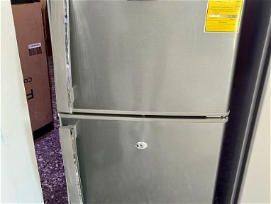 Minibar Gippon tipo refrigerador 4 pies 400 usd - Img main-image
