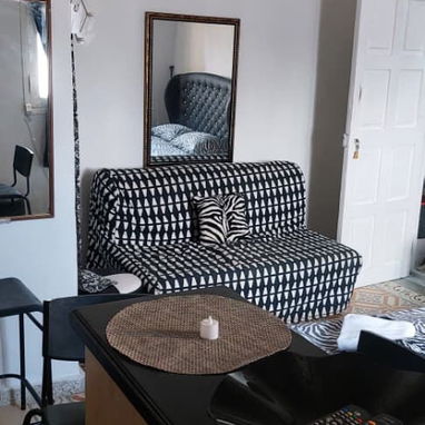 Se Renta Apartamento en el Malecón, a pocos pasos del Hospital Clínico Ameijeiras - 7/10