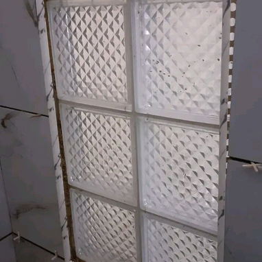 Albañil profesional y pintor. - 5/10