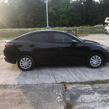 Vendo Toyota Yaris 2019 y envío a Cuba - Img 100083278