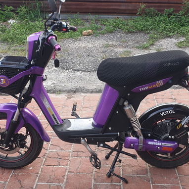 ••Se vende BICIMOTO TOPMAQ prácticamente nueva(Poco Uso)••Telef 58285242 - 2/4