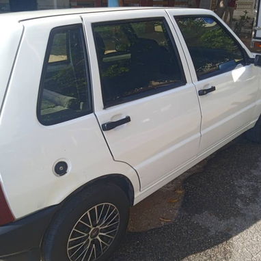 Vendo Fiat Uno Cañon de carrito con varias piezas de respuesto. Precio negociable - 2/3