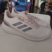 Tenis Adidas traidos de USA Originales #8 1/2-US 40 2/3-EUR nuevos a estrenar-50usd - Img 49835125