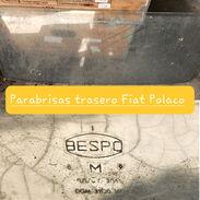 Parabrisas trasero de Fiat Polaco original en perfecto estado - Img 45174181