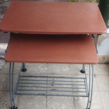 Mesa de computadora - 2/2