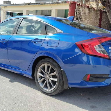 Vendo o negocio Honda Civic X 2020 59 mil millas motor turbo - Img 102401475