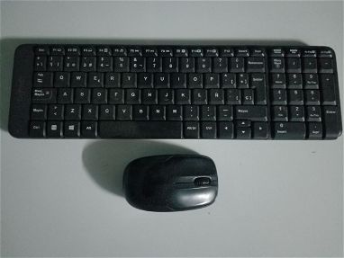 Vendo juego de mouse con teclado inalámbrico de poco usa. Funcionando al 100%. $8000 MN. - Img main-image-45976848