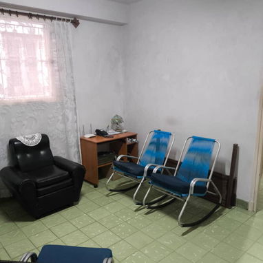 🏠 Se vende apartamento en el Vedado, Zona de Letras. 📍 Ubicación: 21 e/ D y E. - Img 125973013
