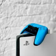 700usd PlayStation 5 FAT con lector de disco 2 mandos PlayStation 5 FAT con lector de disco 2 mandos - Img 57897379