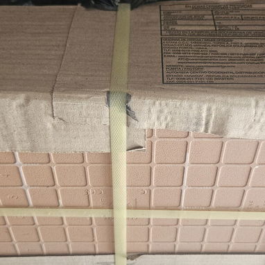 Losas de piso a 15 usd el m² son 12 m² en total. Medidas 25x40 cada caja de 1.5 metros (8 en total). Nuevo Vedado - 3/3