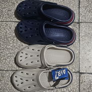 Sapitos / Crocs de adultos - Img 52828532