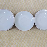 8 PLATOS PEQUEÑOS. 100 CUP CADA UNO. - Img 55857490