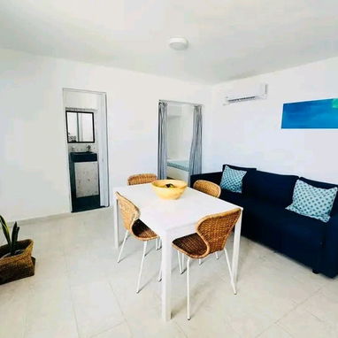 Cod.Z  🌊 Disponible Casa  de lujo en Santa Fe . Piscina privada + Panel solar ✨🌊.Capacidad para 4 personas. - Img 115731288