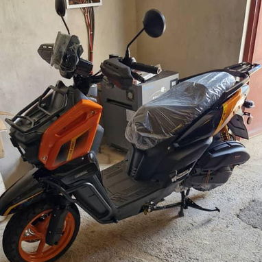 Moto automática TK unison 200cc - 3/4