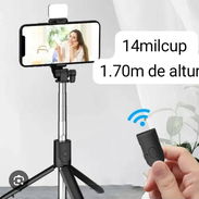 Palo selfie de 1.70m de altura con luz - Img 58265991