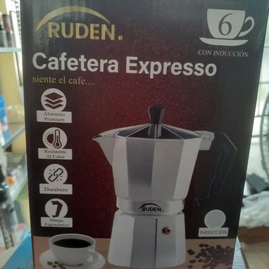 Cafetera Expresso de 6 tazas - 2/3