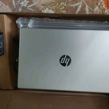 320USD Laptop HP 15 N200 - 4/5