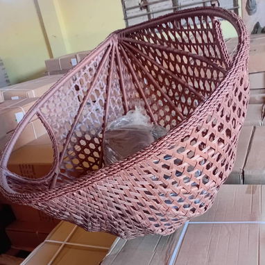 Sillas colgantes tipo huevo. - 3/4