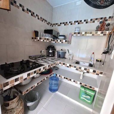 Alquiler de casa independiente en Guanabo de 3 habitaciones - 2/6