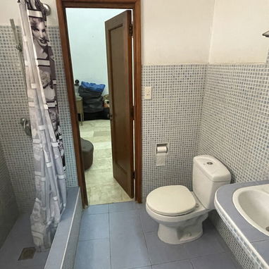 CASA INDEPENDIENTE EN EL VEDADO - Img 119655405